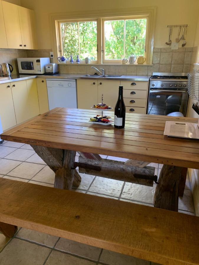 Villa In The Vines Martinborough Dış mekan fotoğraf