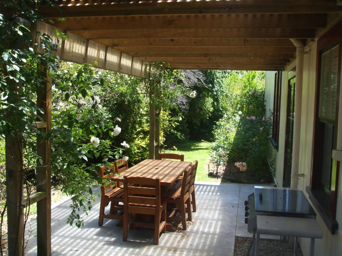 Villa In The Vines Martinborough Dış mekan fotoğraf